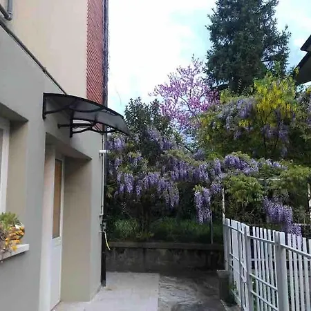 Il Glicine - Monolocale A Due Passi Dal Centro